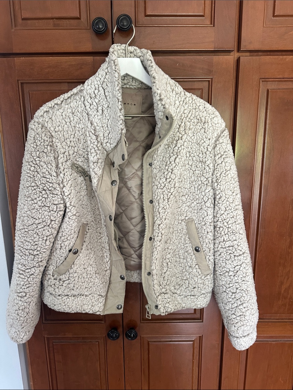 Blank NYC Women’s Sherpa Fleece Bomber Jacket in Light Beige - Quilted Interior